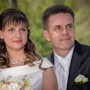 Lillafüreden készült esküvői portré fotó, klasszikus színezéssel