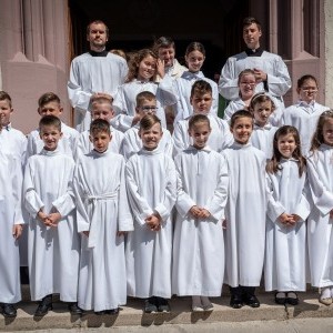 Elsőáldozási csoportkép